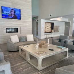 lounge with colorful decor